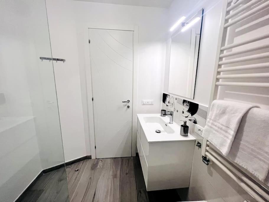Apartamento Per 4 Persone A Garbatella - My Garba
